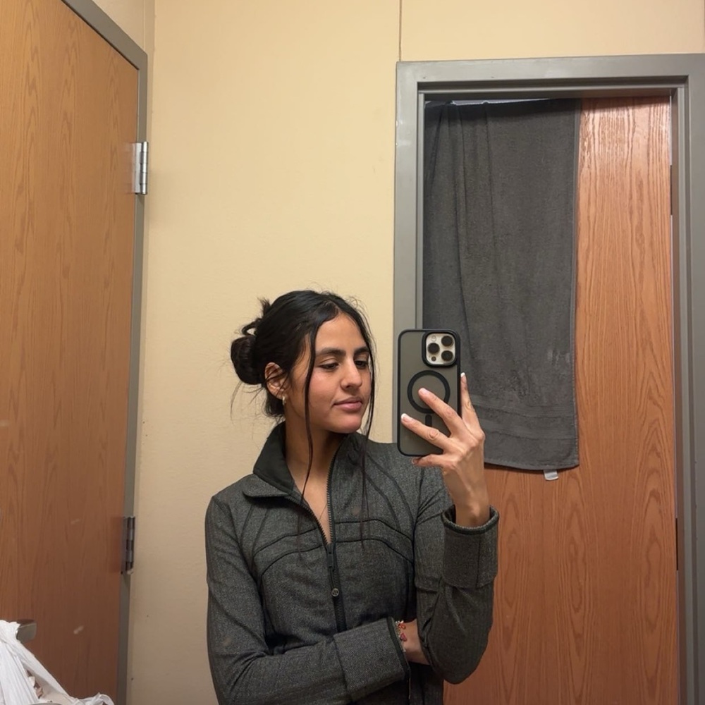 Meet your Posher, Natasha